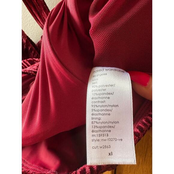 Naked wardrobe plush velvet boned crop top wine size extra large - Picture 4 of 7